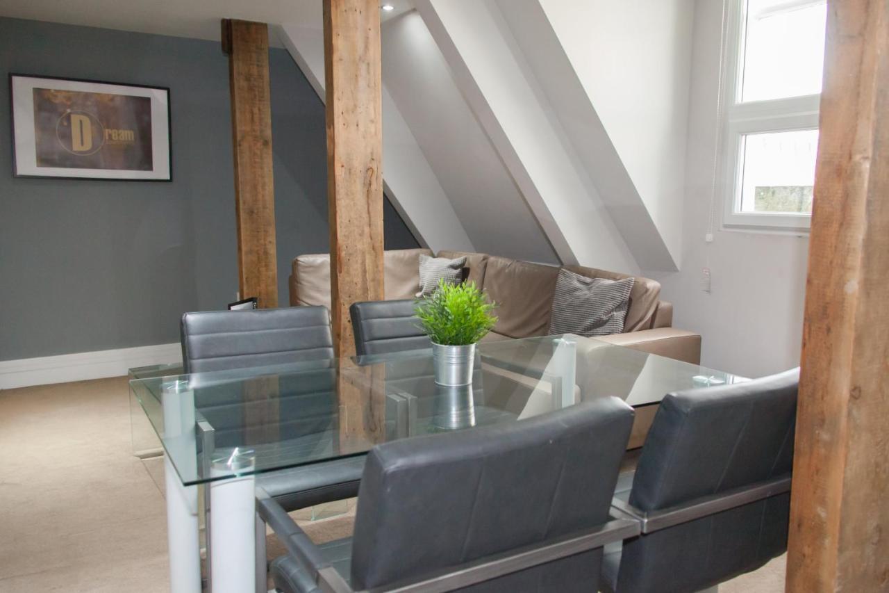 Dream Apartments City Center Newcastle Buitenkant foto