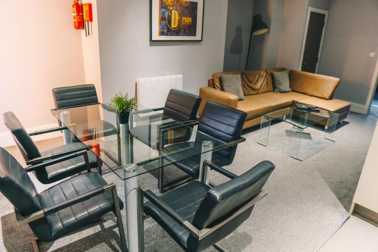 Dream Apartments City Center Newcastle Buitenkant foto